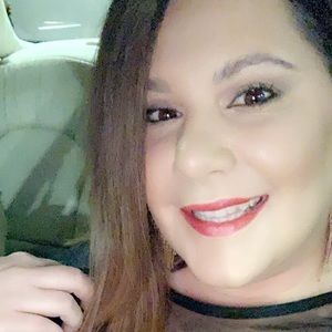 Meet your Posher, Eleni